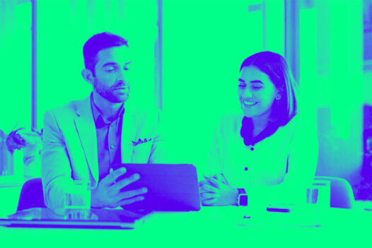 2 colleagues learn how stablecoins are used today?